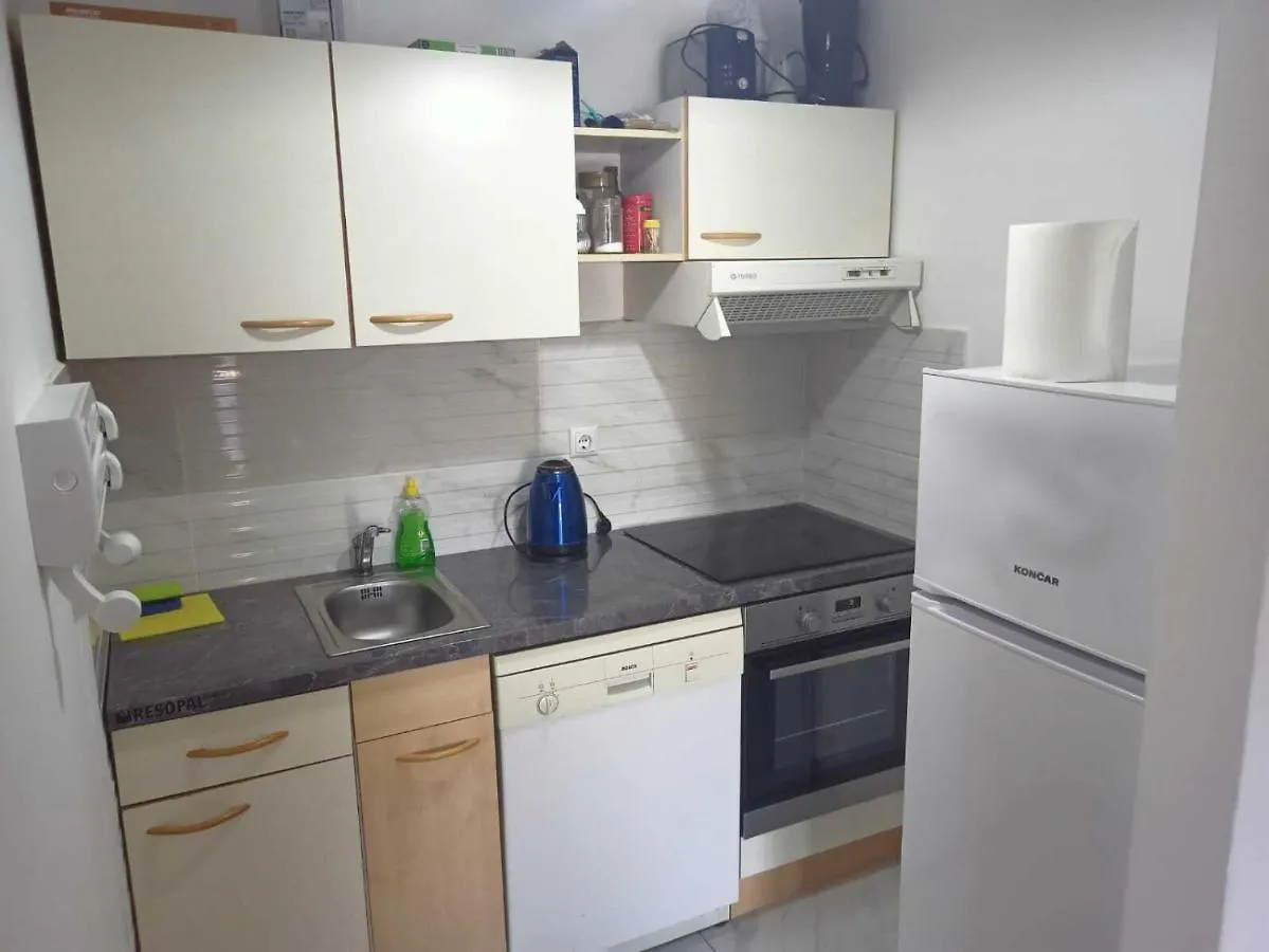 Gizmo Apartments Gornji Karin Κροατία